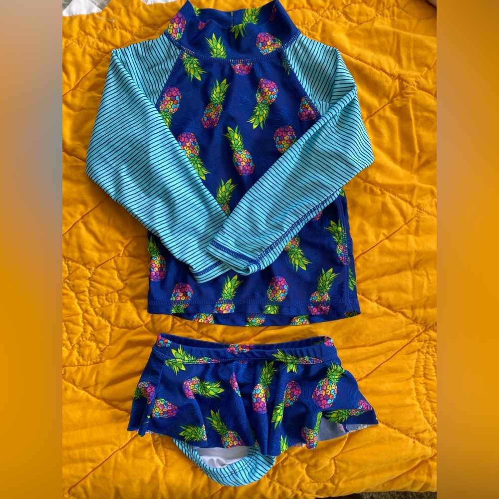 Dynamic Blue and Green Bikini Swim